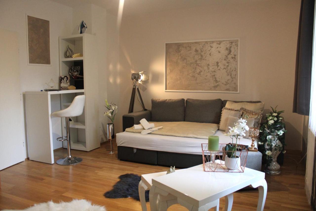 12-Fratelli Apartments Schloss Schonbrunn 10 To City Wien Ngoại thất bức ảnh